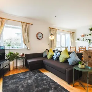 Dukes Wharf - Classy, Centre 2 Bedroom Overlooking The Canal Nottingham